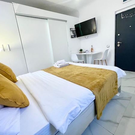 White Studio Bukareszt Zewnętrze zdjęcie