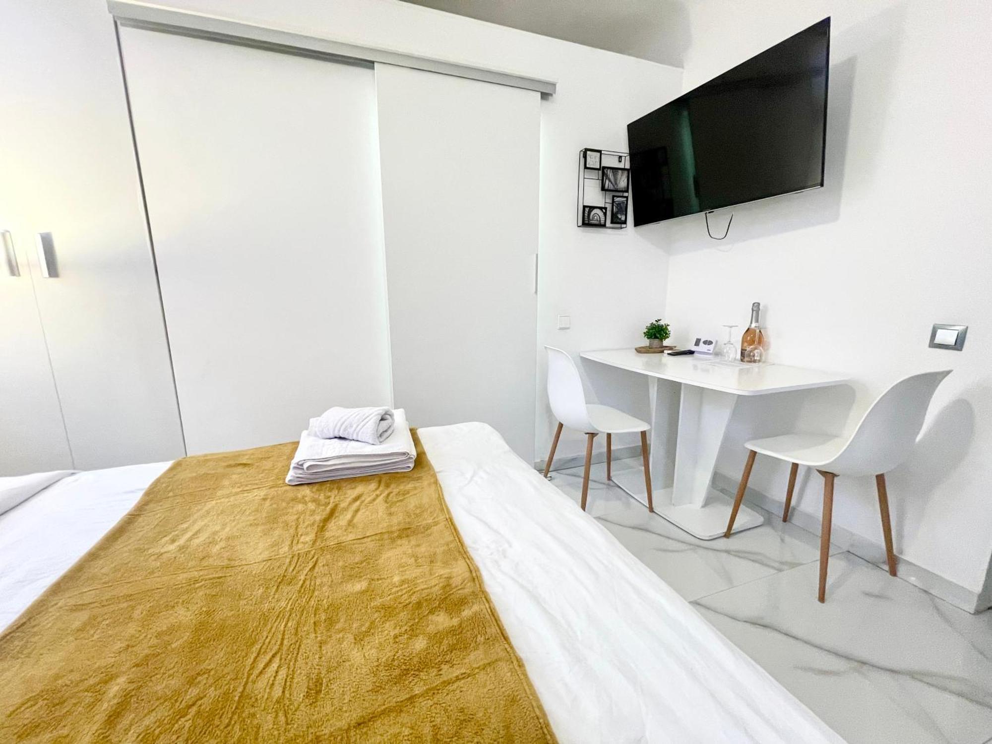 White Studio Bukareszt Zewnętrze zdjęcie